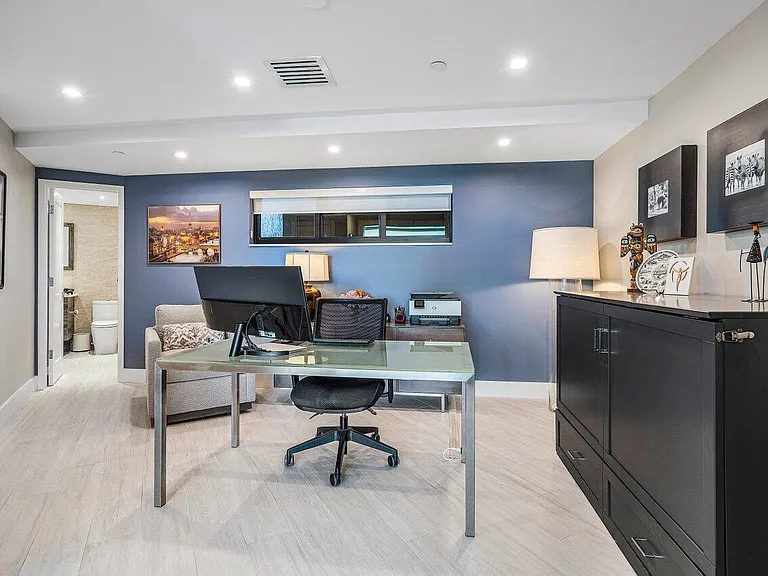 1035 S Federal Hwy #406 — Photo 14