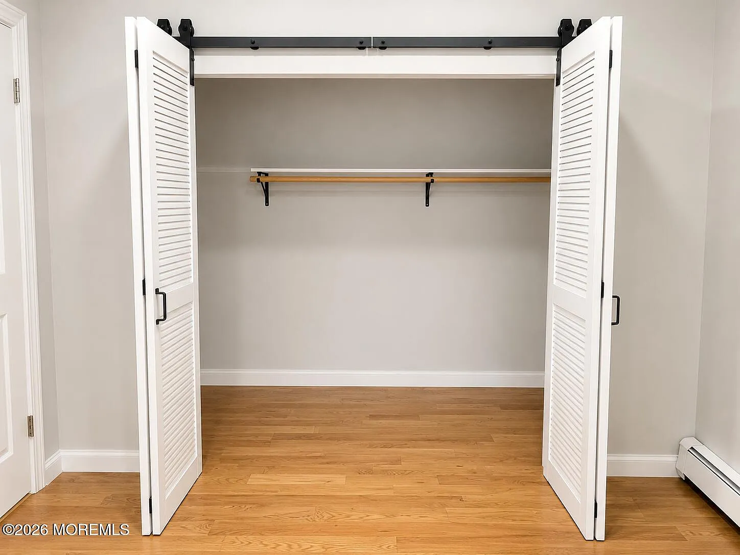 1 bed, $2,300 — Photo 4