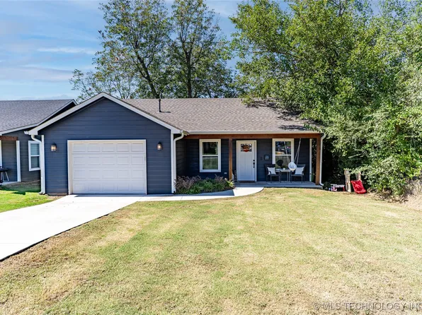 904 S Hickory St, Bristow, OK 74010