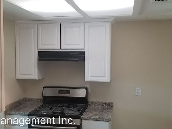 3rd image of 1071 May Ln #6