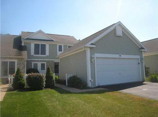 46 Foxe Cmns, Rochester, NY 14624