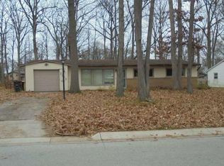 2818 Inwood Dr, Fort Wayne, IN 46815