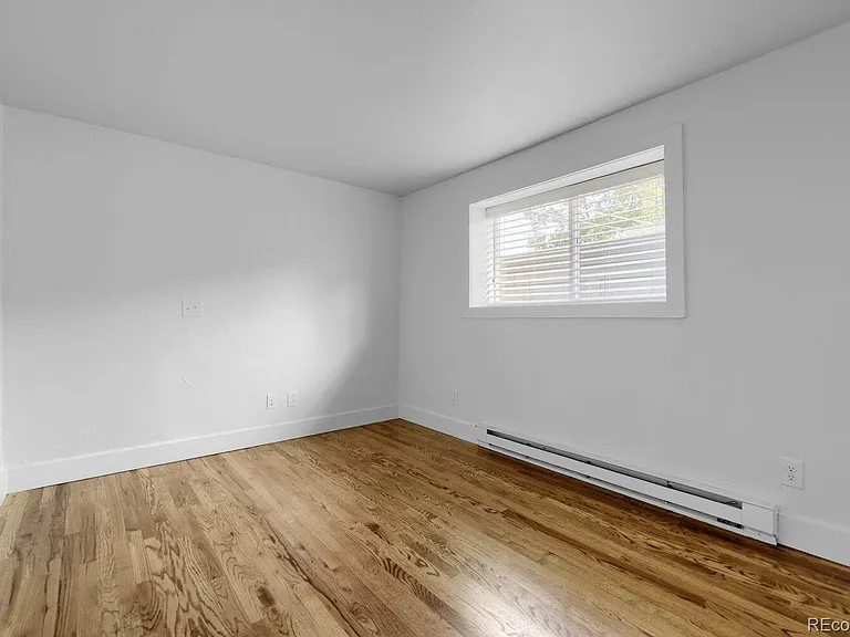 747 E Arkansas Ave — Photo 10