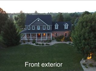 16 Oak Ridge Dr, La Salle, IL 61301