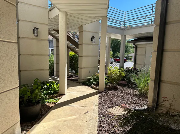 105 Oxford Drive #5 BLDG 2, Branson, MO 65616