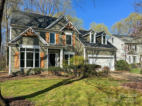 3rd image of 8508 Summerfield Ln