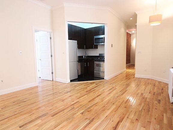 3rd image of 605 W 112th St APT 3B