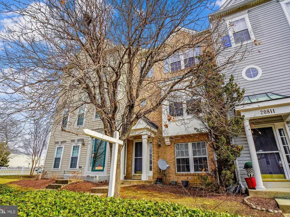 20813 Amber Ridge Dr, Germantown, MD 20876