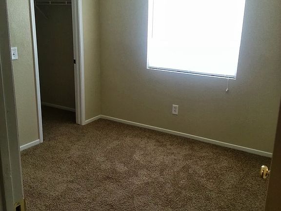 3rd image of 1860 Crystal Gem St