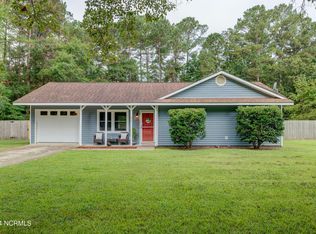 1904 Fennell Town Rd, Rocky Point, NC 28457