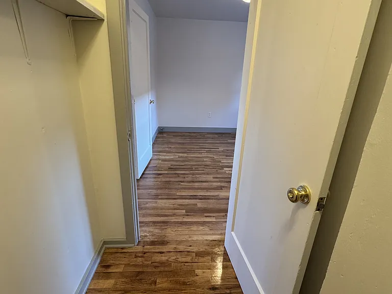 157 N 4th East St #5 — Photo 12