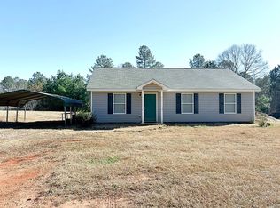 1360 Hill St, Comer, GA 30629