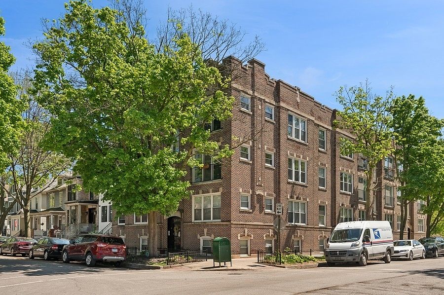 1st image of 1849 W Newport Ave #3