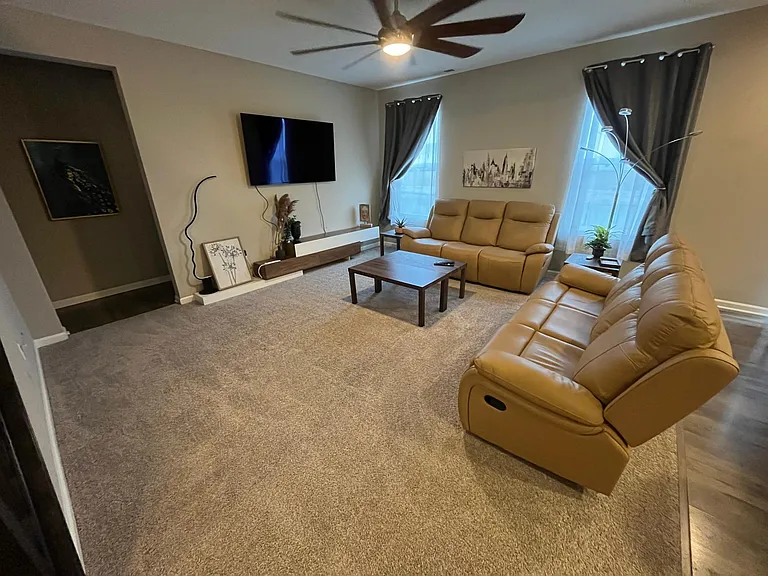 2346 Creek Bank Dr — Photo 12
