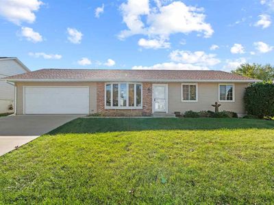 4819 Fruitwood Ln NW, Cedar Rapids, IA, 52405