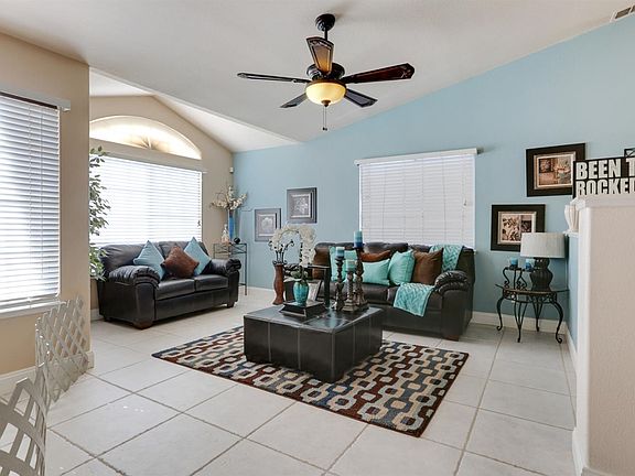 5th image of 310 S Citrus Ct
