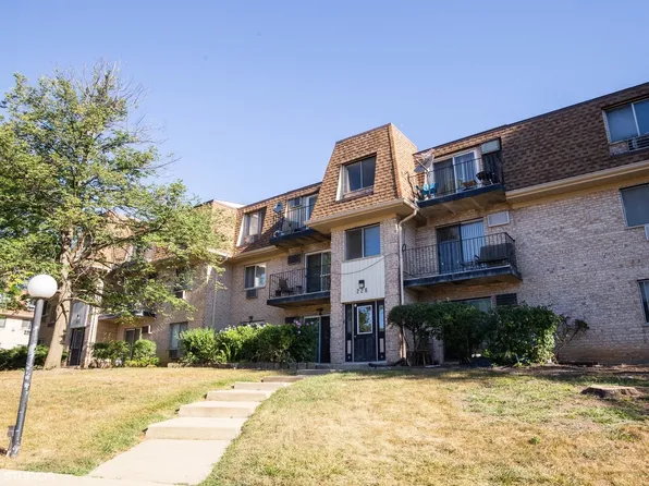 226 Shorewood Dr, Glendale Heights, IL 60139