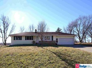 10273 Rainwood Rd, Omaha, NE 68122