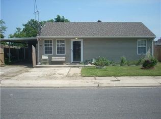 2417 Marietta St, Chalmette, LA 70043