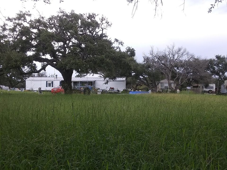 2nd image of 118 Nell Ave
