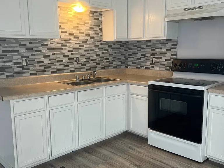 5210 State Road 33 N #30 — Photo 21