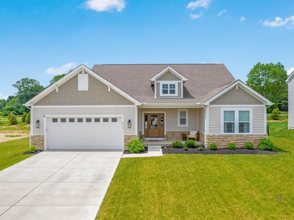 7076 Zander Way, Lewis Center, OH 43035