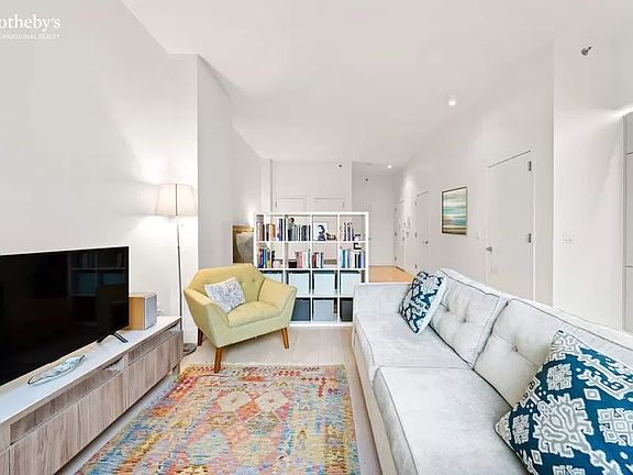 4th image of 389 E 89th St APT 5I