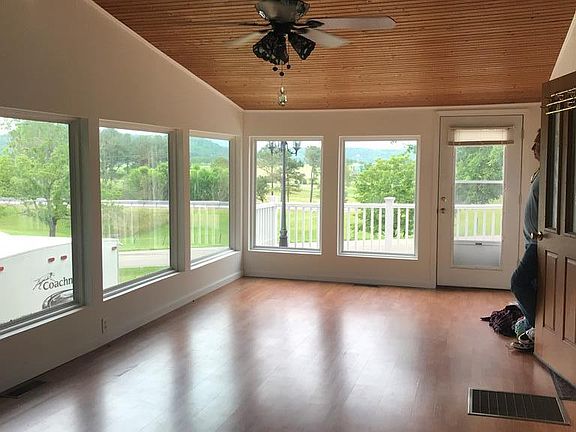 5th image of 575 Charles Golden Rd