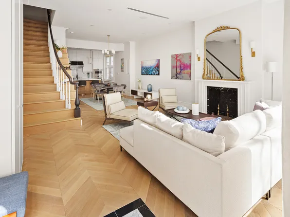 69 West 10th Street image 1 of 22