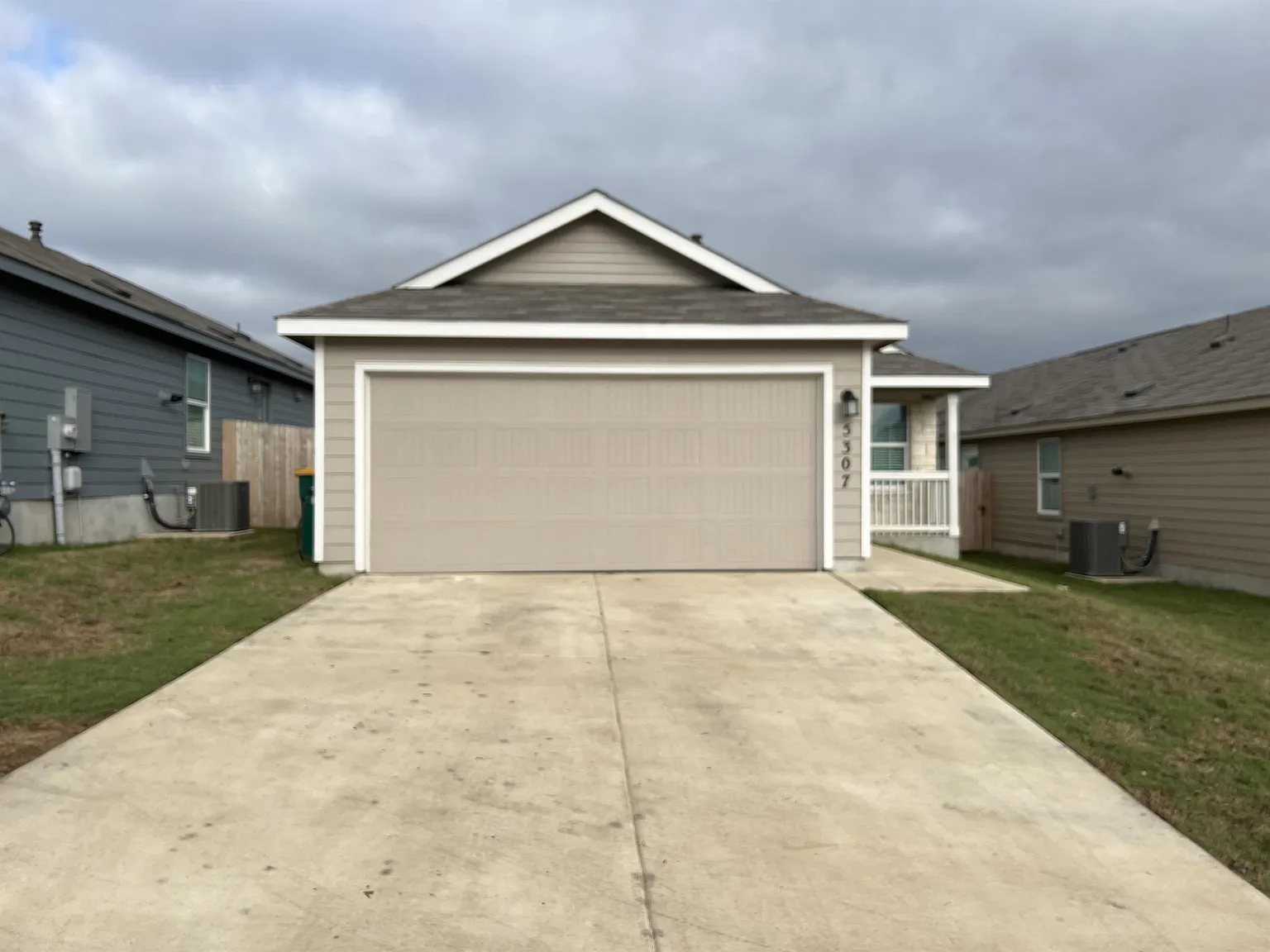 5307 Devils Ridge Converse, Tx. 78109 - — Photo 3