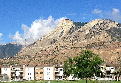 Cottonwood View Photo 1