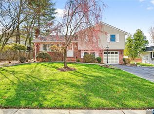 118 Harriot Ave, Harrington Park, NJ
