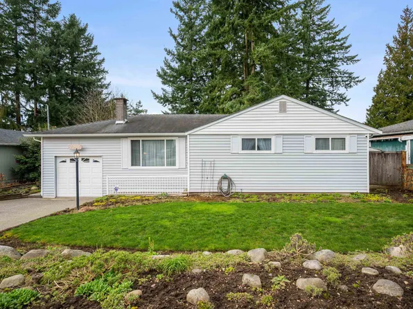 7901 110th St, Delta, BC V4C 4H6