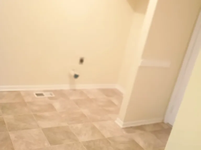1108 N Estelle Ave — Photo 3