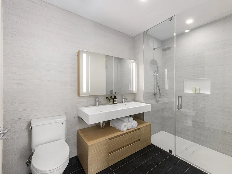 30 Kent St #904 — Photo 8