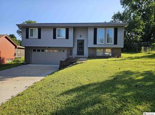 15736 Orchard Ave, Omaha, NE 68135