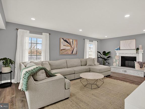 3rd image of 2505 Kennet Ln