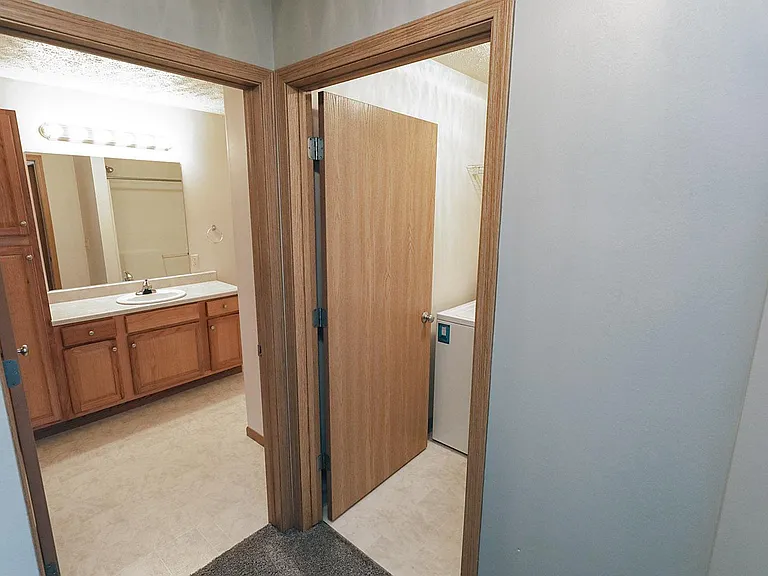 Lexington Ridge Apartments — Photo 32