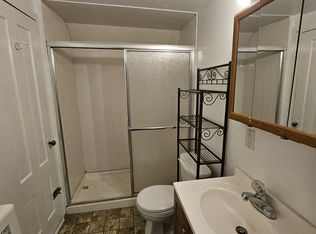 35 Middle St APT A, Claremont, NH 03743