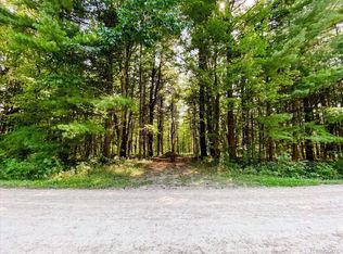 6639 Dove Rd, Smiths Creek, MI 48074
