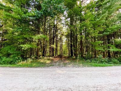 6639 Dove Rd, Smiths Creek, MI, 48074