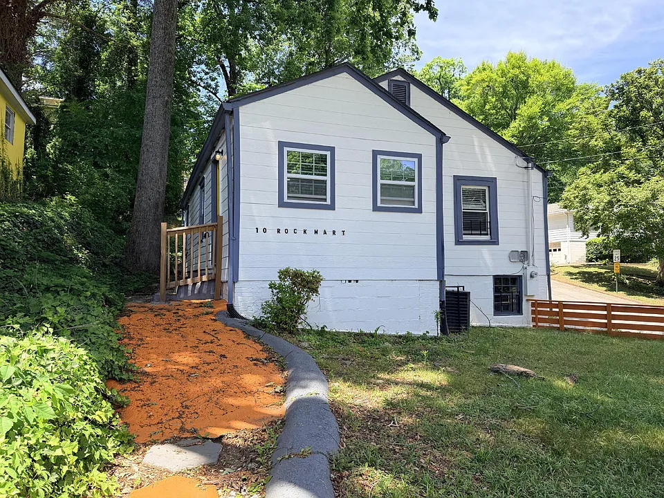 10 Rockmart Dr NW #1