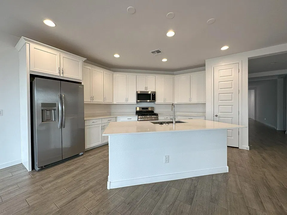 2430 W Grenadine Rd