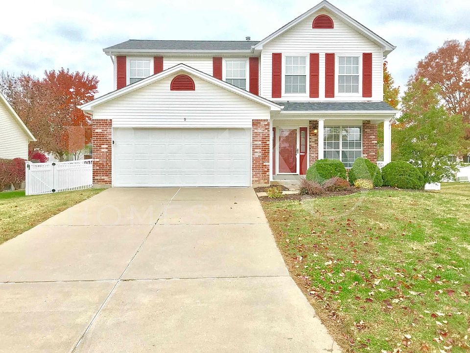 1st image of 9 Kingsmont Ct