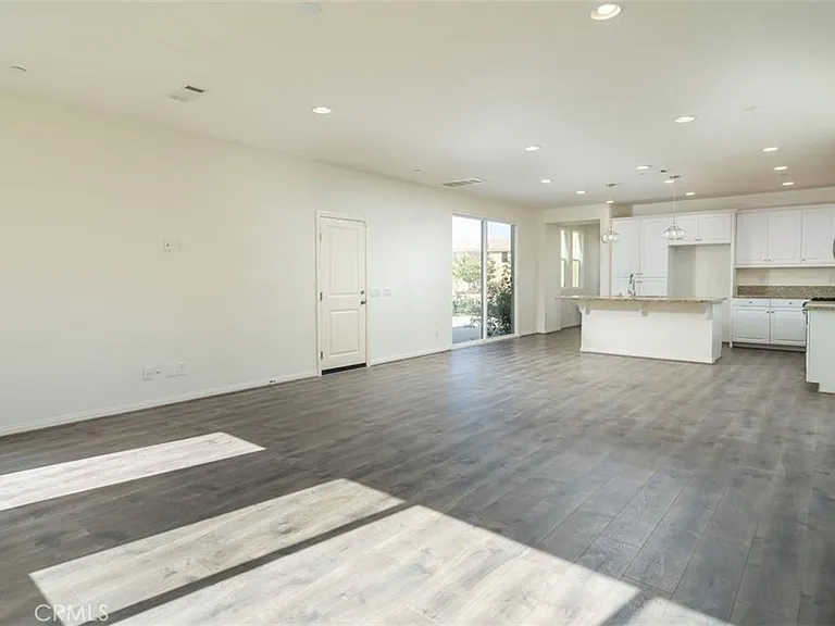26801 Trestles Dr — Photo 3