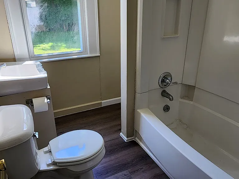 1015 Washington St — Photo 15