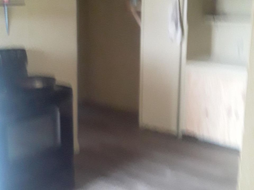 2nd image of 1700 S G St