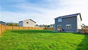 5th image of 10721 189th Ave NE