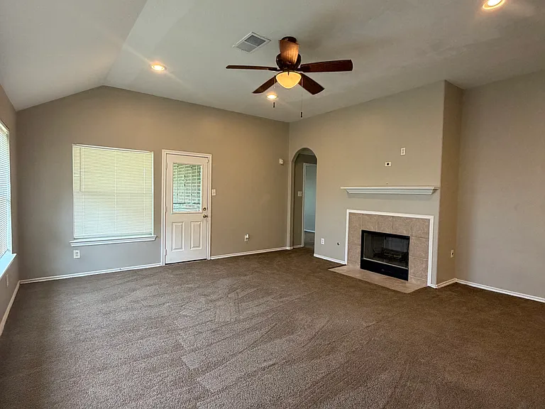 9119 Melody Park Ln — Photo 10