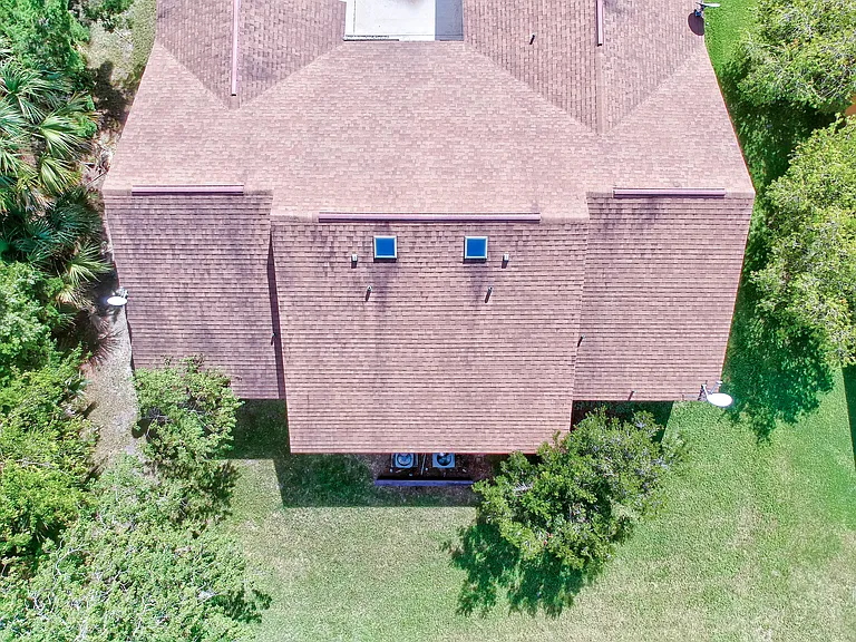 100B Coral Reef Ct N — Photo 31